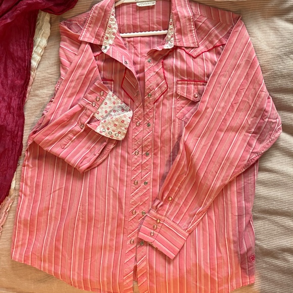 Western shirt, pearl snaps, like new - Picture 5 of 5